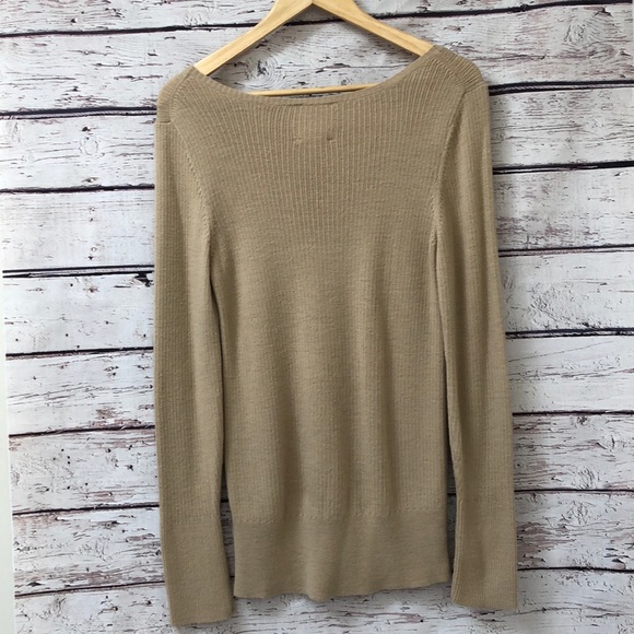 Old Navy Women's Crew Neck Sweater🙂 - Picture 2 of 6